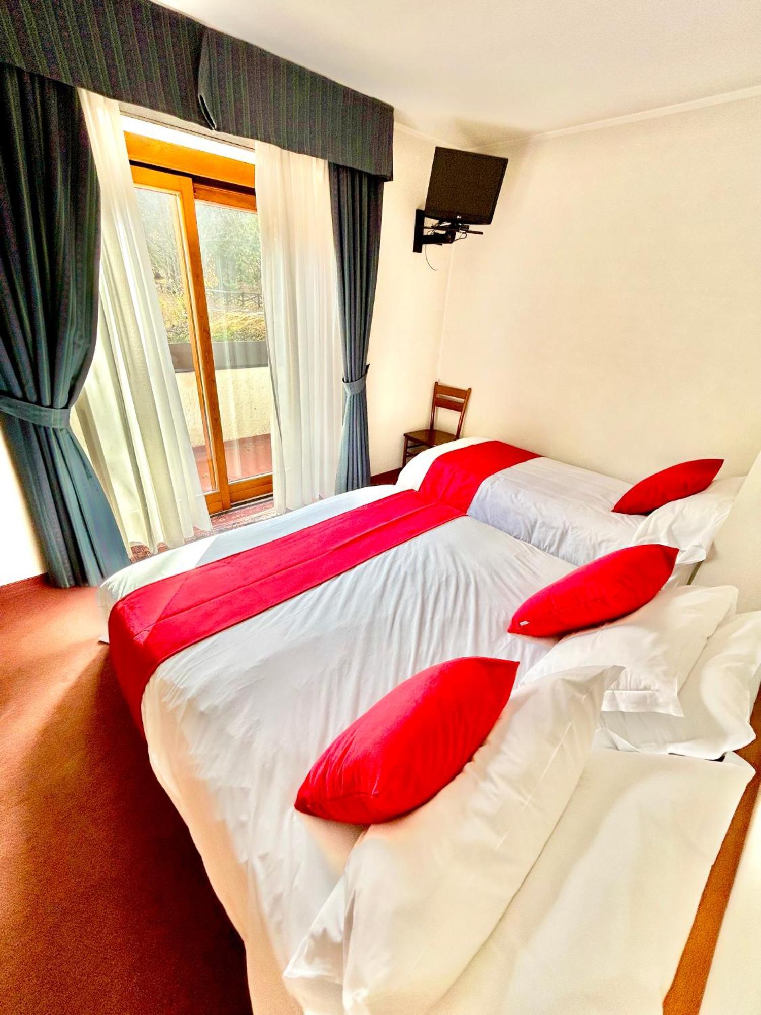 Hotel La Nigritella バルドネッキア エクステリア 写真